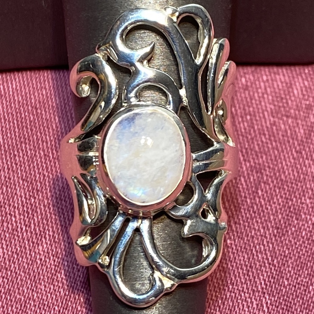 11x9mm Oval Cabochon Rainbow Moonstone